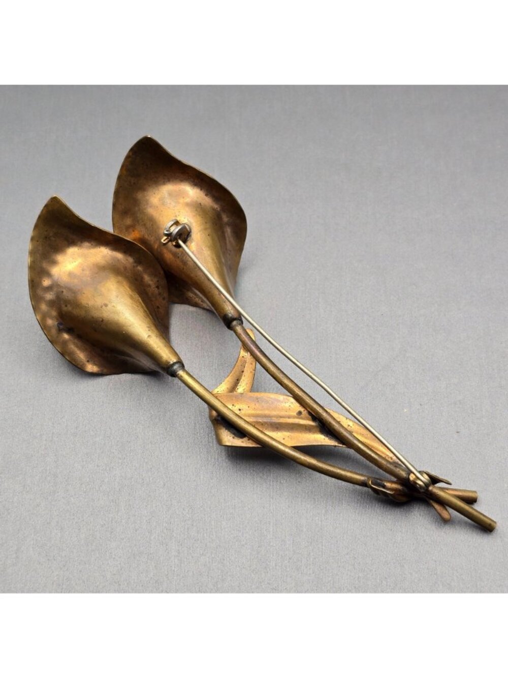 Vintage Brass Calla Lily Brooch 4" Hammered Floral Pin Statement Piece - Picture 6 of 11
